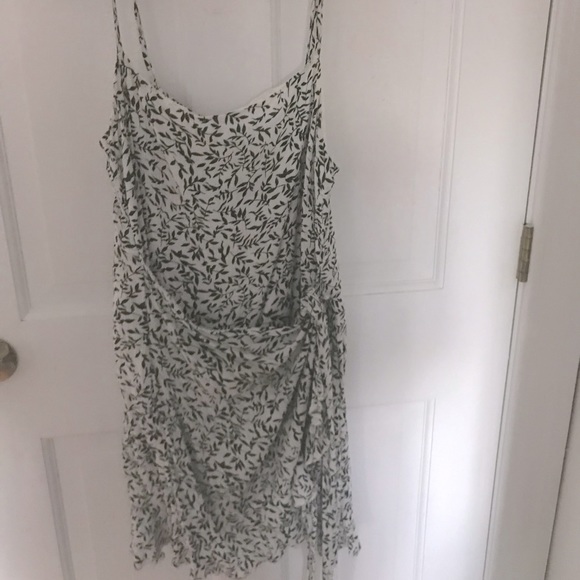 Princess Polly Olive Garden Mini Dress US 12 - Picture 4 of 5